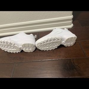 Fula Disruptor ll Premium white sneakers